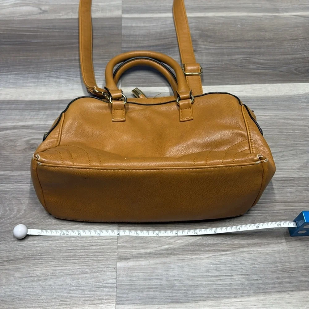 Steve Madden crossbody bag - Picture 4 of 13